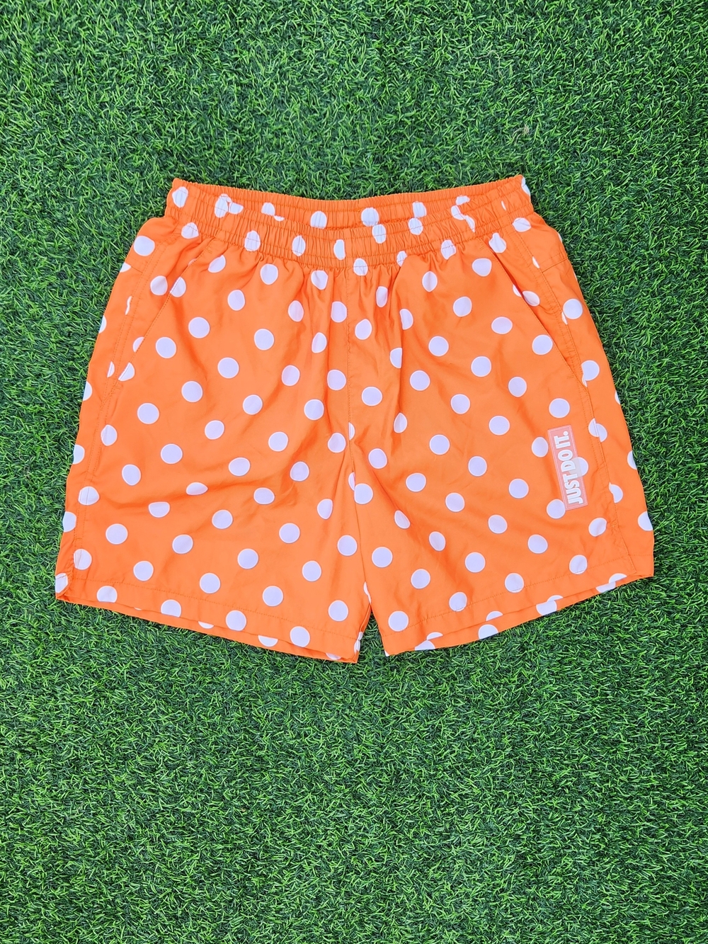 NIKE SPORTSWEAR JDI DO IT ORANGE WHITE POLKA DOT WOVEN SHORTS CJ4807 631 SIZE M